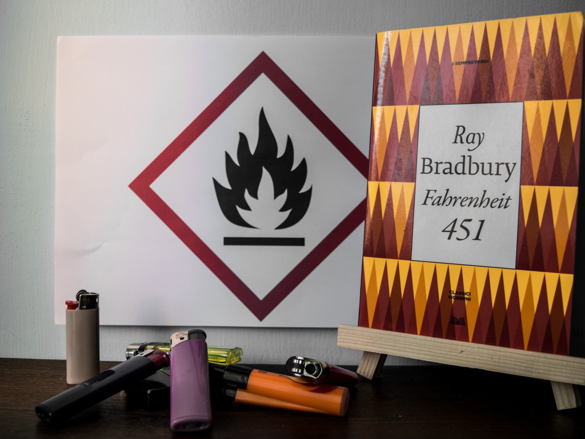 Bradbury-Nostradamus: la cultura umanistica sta&nbsp;bruciando?