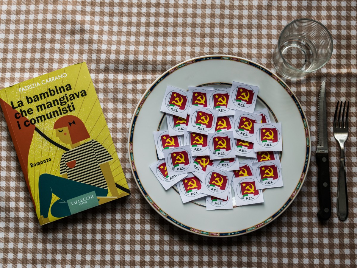 Imputato: il comunismo. Presiede la Corte: una&nbsp;bambina.