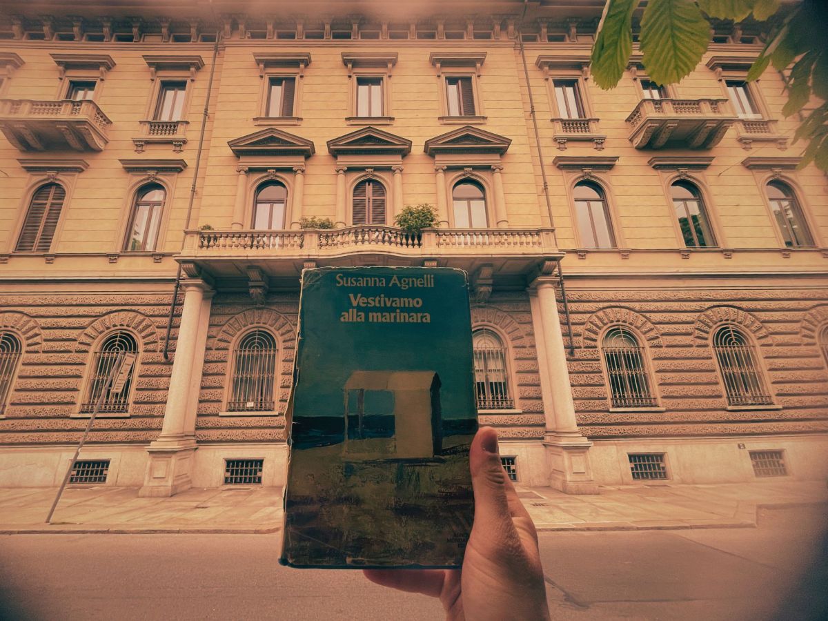 Vestivamo alla marinara: Agnelli, memoir e il desiderio (irrefrenabile) di&nbsp;gossip