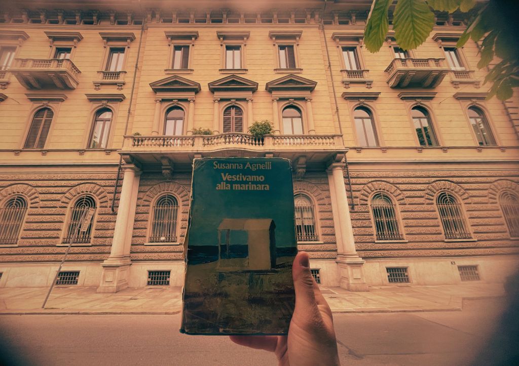 Vestivamo alla marinara: Agnelli, memoir e il desiderio (irrefrenabile) di&nbsp;gossip